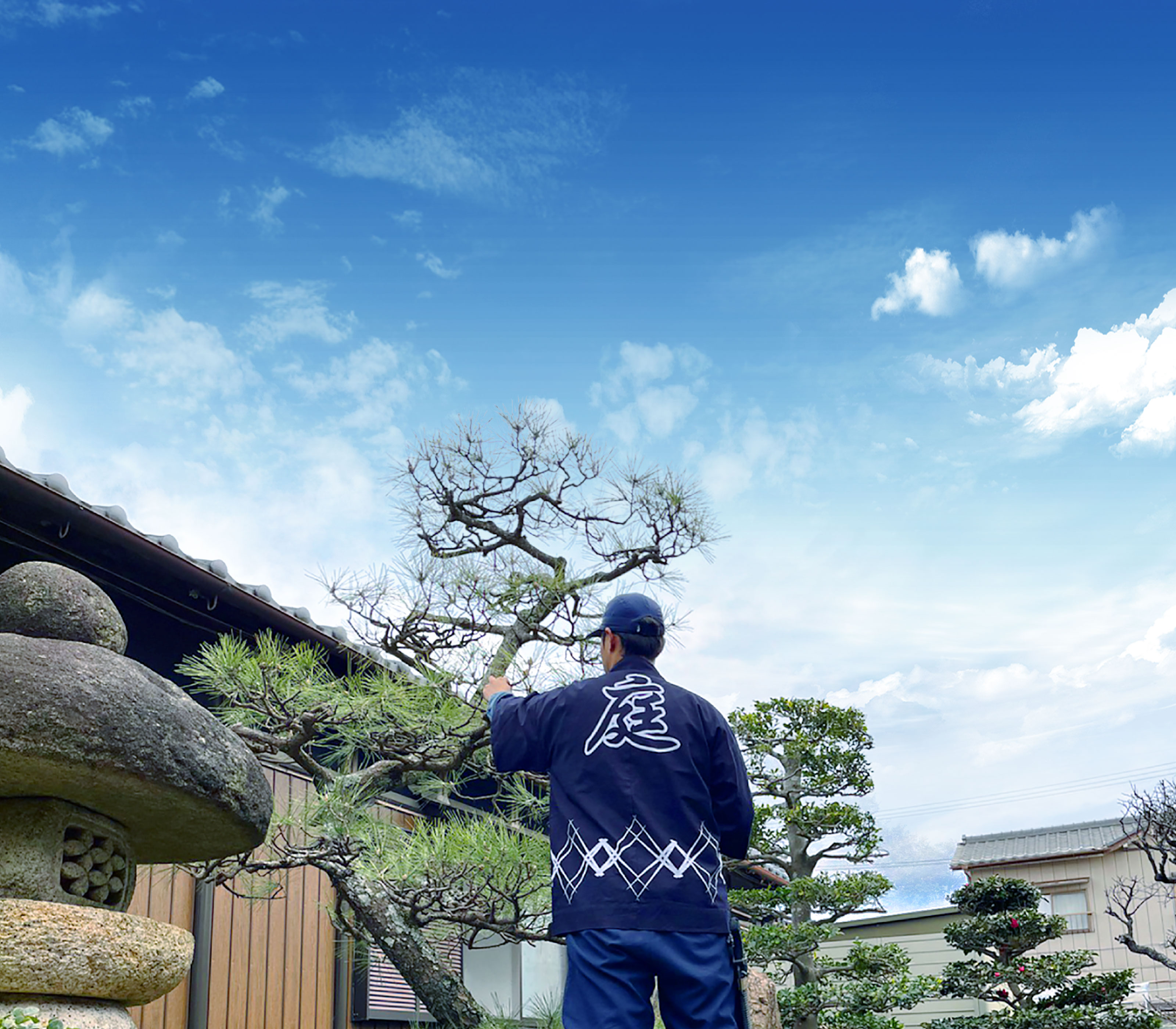 天晴庭園の庭師の作業風景
