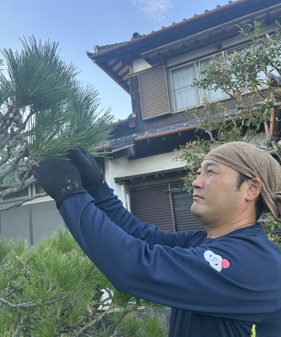 天晴庭園 福岡店の庭師